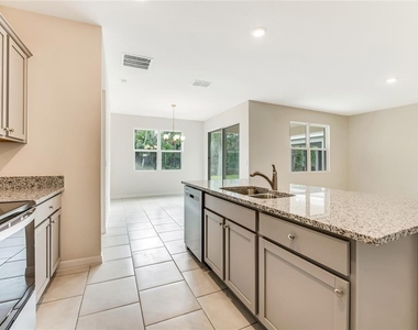 1731 Red Rock Road - Photo Thumbnail 5