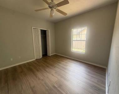 1010 Nw 120th Street - Photo Thumbnail 6