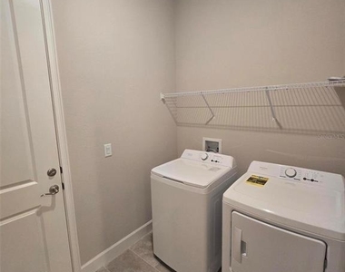 54 Longridge Lane - Photo Thumbnail 15