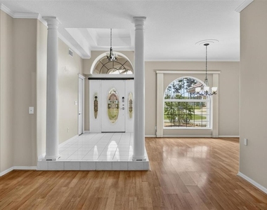 20 Woodford Lane - Photo Thumbnail 9