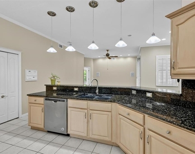 20 Woodford Lane - Photo Thumbnail 18