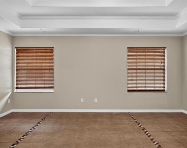 20 Woodford Lane - Photo Thumbnail 35