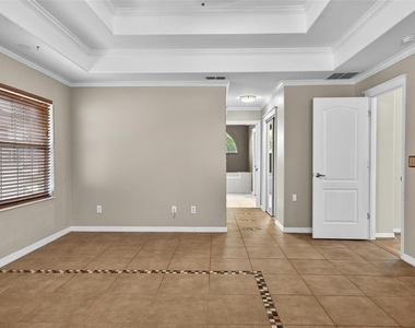 20 Woodford Lane - Photo Thumbnail 31
