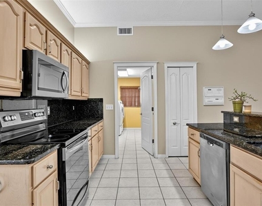 20 Woodford Lane - Photo Thumbnail 20