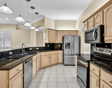 20 Woodford Lane - Photo Thumbnail 17