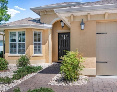 108 Golfview Court - Photo Thumbnail 1