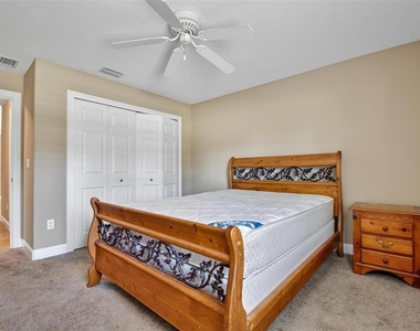 108 Golfview Court - Photo Thumbnail 38