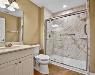 108 Golfview Court - Photo Thumbnail 42