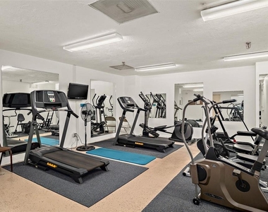 3600 S Ocean Shore Boulevard - Photo Thumbnail 32