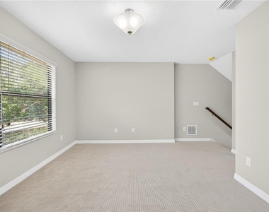 1119 Hansberry Court - Photo Thumbnail 30