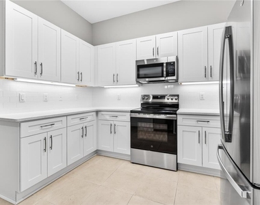 1119 Hansberry Court - Photo Thumbnail 8