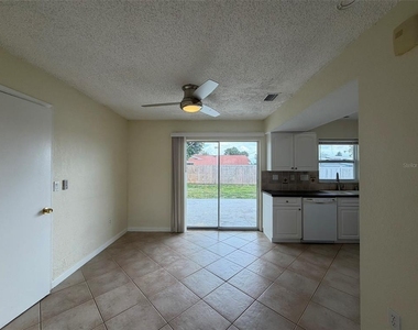 8531 Sydney Avenue - Photo Thumbnail 7