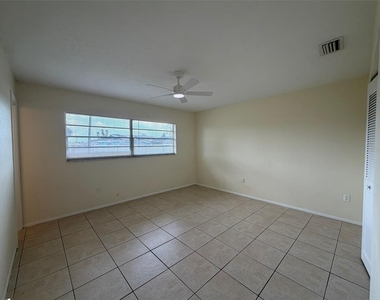 8531 Sydney Avenue - Photo Thumbnail 12