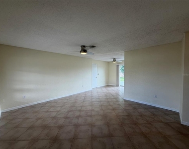 8531 Sydney Avenue - Photo Thumbnail 5