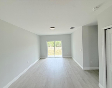 11225 Pendleton Avenue - Photo Thumbnail 4