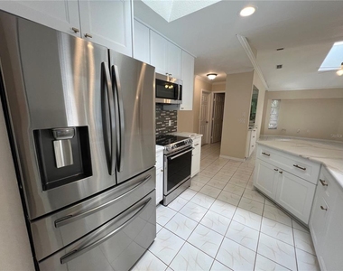 1516 Abel Street - Photo Thumbnail 6