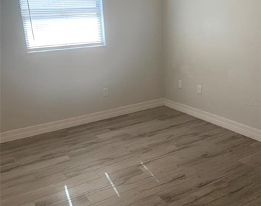 11452 Oceanspray Avenue - Photo Thumbnail 13
