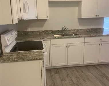 11452 Oceanspray Avenue - Photo Thumbnail 6