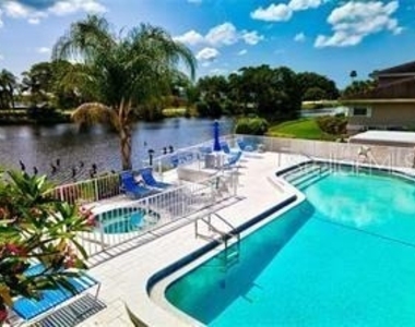 708 Estuary Drive - Photo Thumbnail 14