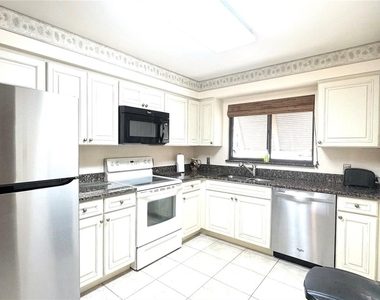 5171 Willow Links - Photo Thumbnail 5