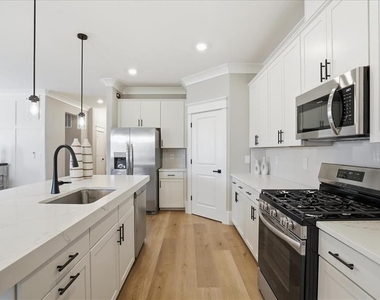 15161 Serene Shores Loop - Photo Thumbnail 12