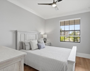 15161 Serene Shores Loop - Photo Thumbnail 18
