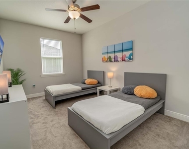 265 Annapolis Lane - Photo Thumbnail 29