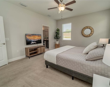 265 Annapolis Lane - Photo Thumbnail 26