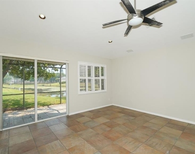 5453 New Covington Drive - Photo Thumbnail 8