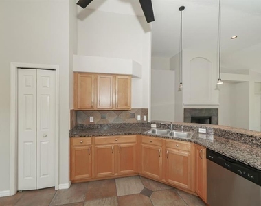 5453 New Covington Drive - Photo Thumbnail 17