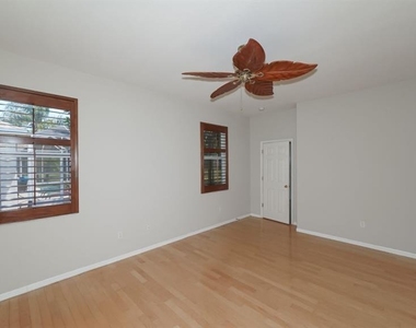 5453 New Covington Drive - Photo Thumbnail 24