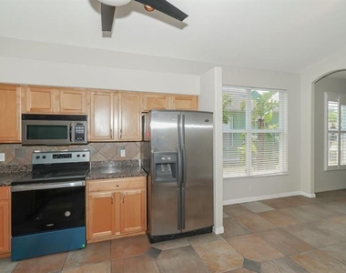 5453 New Covington Drive - Photo Thumbnail 14