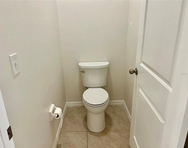 2726 Greenleaf Terrace - Photo Thumbnail 13