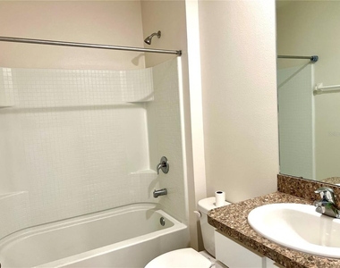 2726 Greenleaf Terrace - Photo Thumbnail 17