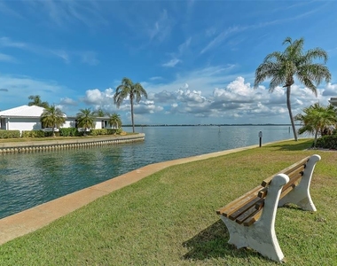 909 Spanish Drive N - Photo Thumbnail 68