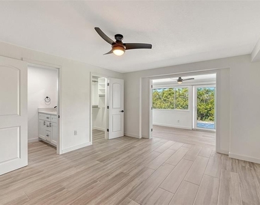 909 Spanish Drive N - Photo Thumbnail 23