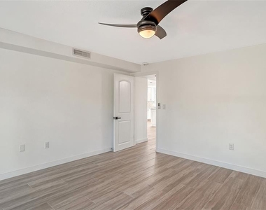 909 Spanish Drive N - Photo Thumbnail 32
