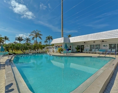909 Spanish Drive N - Photo Thumbnail 51