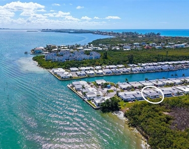 909 Spanish Drive N - Photo Thumbnail 44