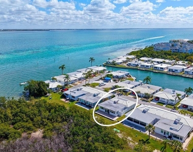 909 Spanish Drive N - Photo Thumbnail 47