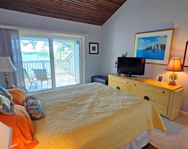 1335 Landings Drive - Photo Thumbnail 29