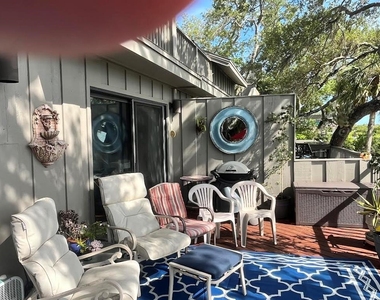 1335 Landings Drive - Photo Thumbnail 6
