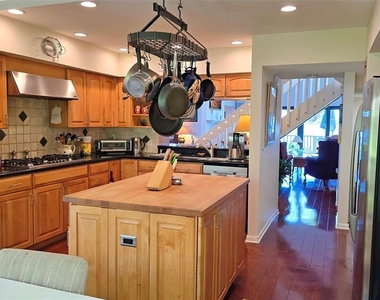 1335 Landings Drive - Photo Thumbnail 19