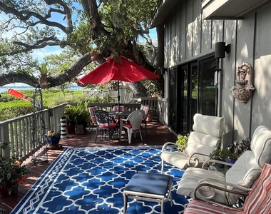 1335 Landings Drive - Photo Thumbnail 5