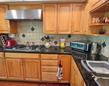1335 Landings Drive - Photo Thumbnail 14