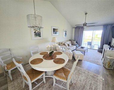 840 Audubon Drive - Photo Thumbnail 2