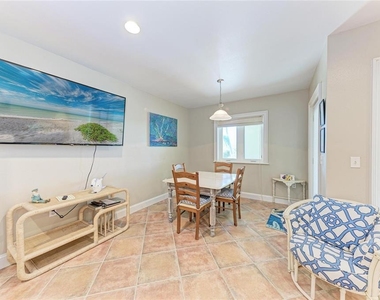 101 Palm Avenue - Photo Thumbnail 11