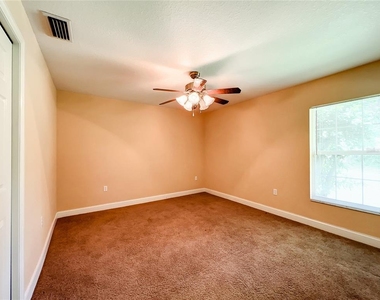5203 Se 42nd Court - Photo Thumbnail 16