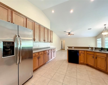 5203 Se 42nd Court - Photo Thumbnail 29