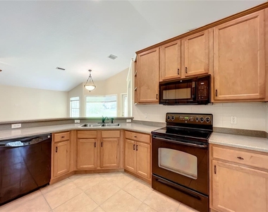 5203 Se 42nd Court - Photo Thumbnail 30